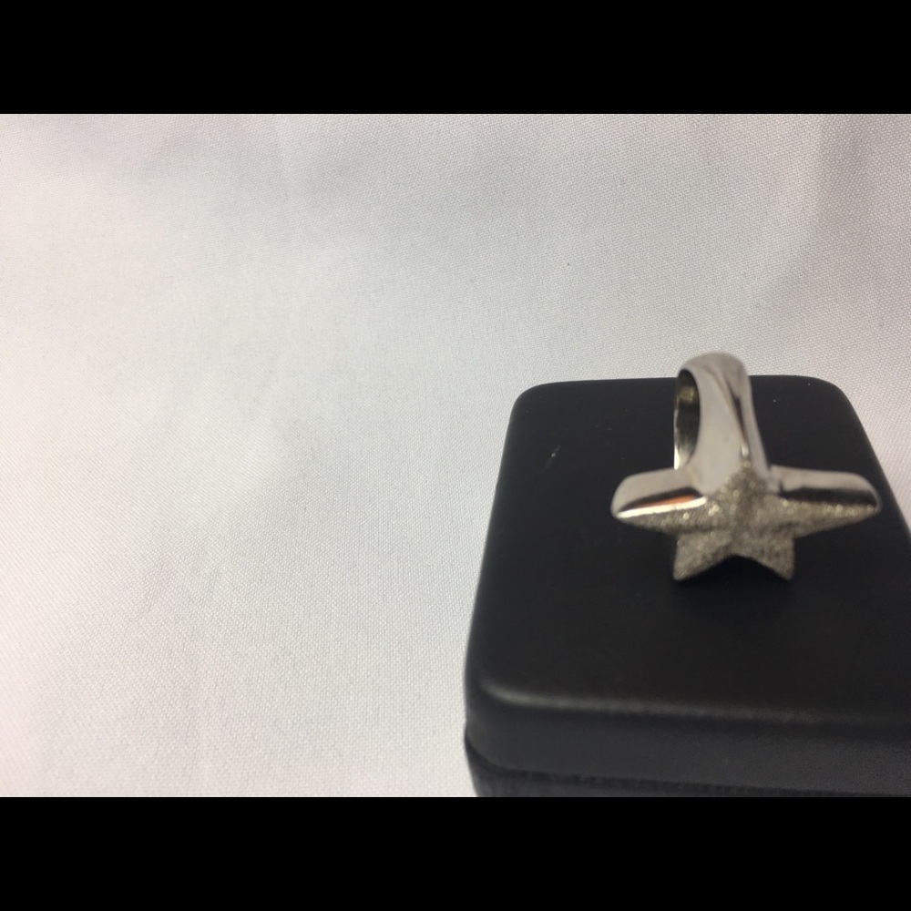 Sterling Silver Star Statement Ring - image 4